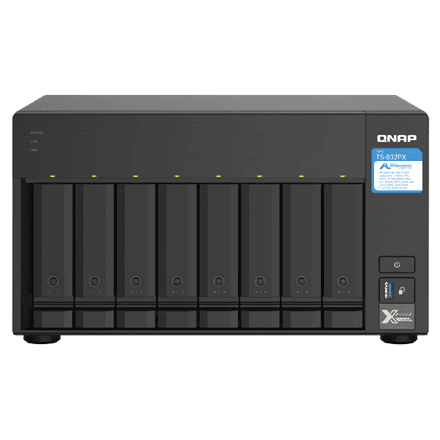 QNAP 8-Bay QTS NAS – nuotrauka 1