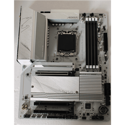 SALE OUT. Gigabyte USED, REFURBISHED, WITHOUT ACCESSORIES, ONLY BACK PANEL INCLUDED – nuotrauka 1