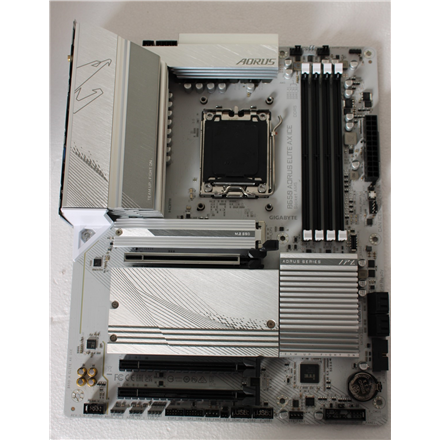 SALE OUT. Gigabyte USED, REFURBISHED, WITHOUT ACCESSORIES, ONLY BACK PANEL INCLUDED